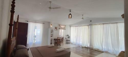 Agroturismo Beautiful Room In Jungle Villa With Open Kitchen
