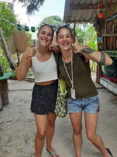 Hostal Bamboo Bungalow Baan Tai Phangan