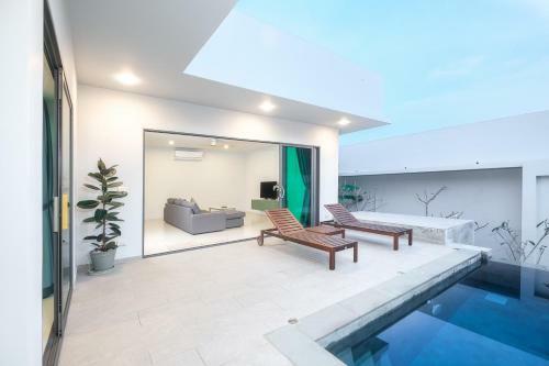 T Villas