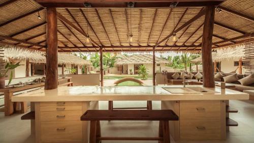 Baan Bai Mai, 2 Villas, 8 Bedrooms For 16 Guests