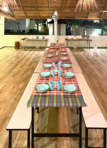 Baan Bai Mai, 2 Villas, 8 Bedrooms For 16 Guests