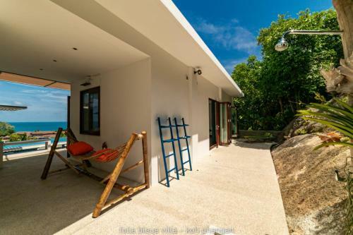 Folie Bleue Villa