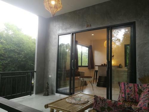Dg House