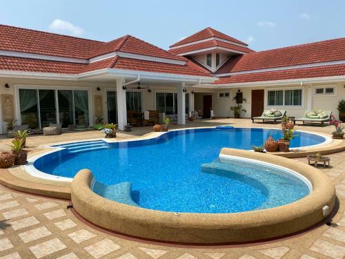 Rachawadee Villa