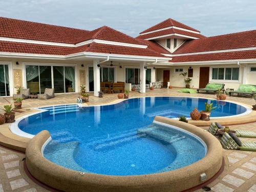 Rachawadee Villa