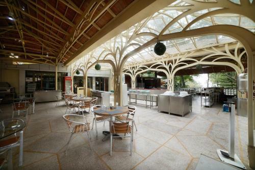 Hotel Summer Plaza Resort