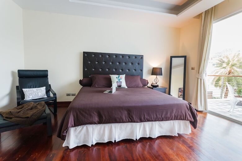 Kyerra Villa By Lofty