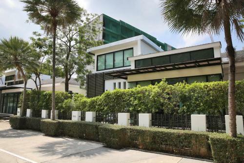 Villa Kamala Regent 4 Bedrooms