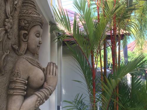 Kamala Garden Pool Villa