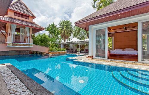 Luxury Thai Villa With Very Beautiful Private Pool