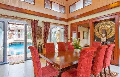 Luxury Thai Villa With Very Beautiful Private Pool