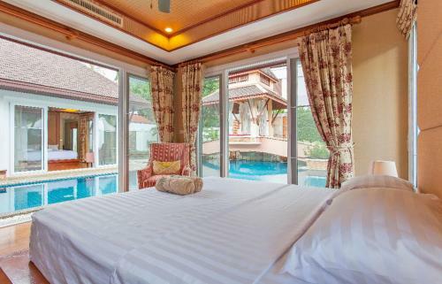 Luxury Thai Villa With Very Beautiful Private Pool