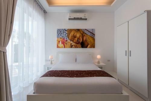Contemporary 3 Bedrooms Stylish Pool Villa