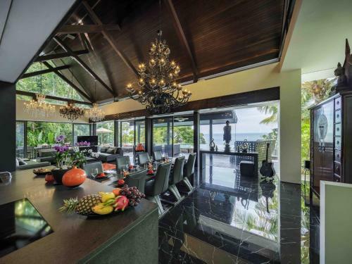 Villa Yang, 5br Oceanfront Villa, Kamala Beach