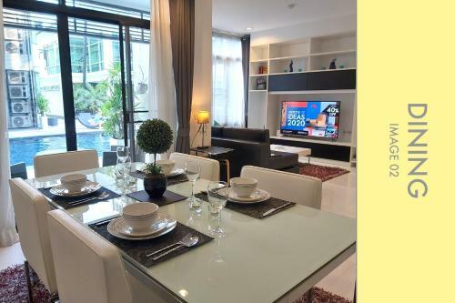 Apartamento Pool Access 2 Bdr Stylish Condo