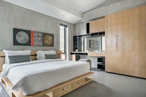 Woodpecker Villa - Kamala Beach