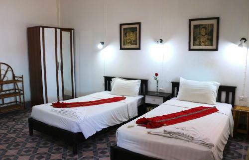 Hotel Deng's Kamala Beach Guesthouse