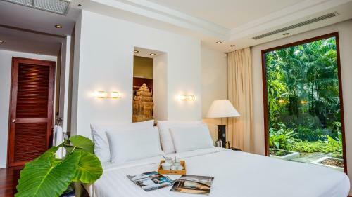 Villa In The Garden, Surin Beach With Private Spa.