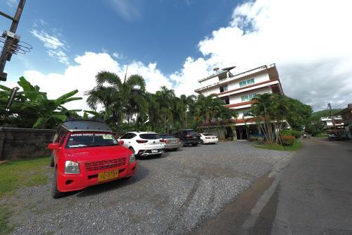 Oyo 468 Dumrong Town Hotel
