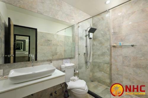 Apartamento Nai Harn Condominium