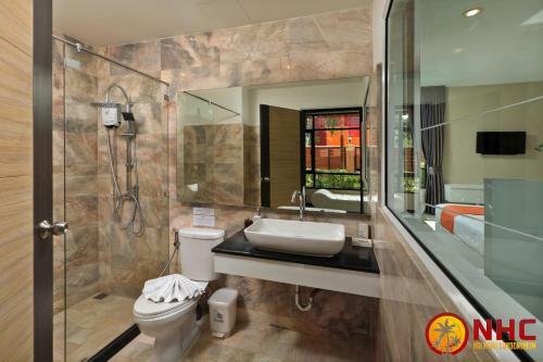 Apartamento Nai Harn Condominium