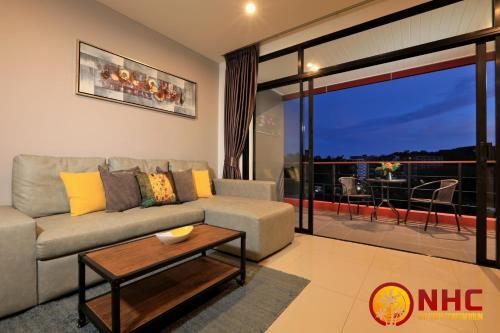 Apartamento Nai Harn Condominium
