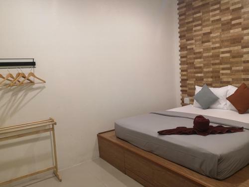 Hostal Samed Your House