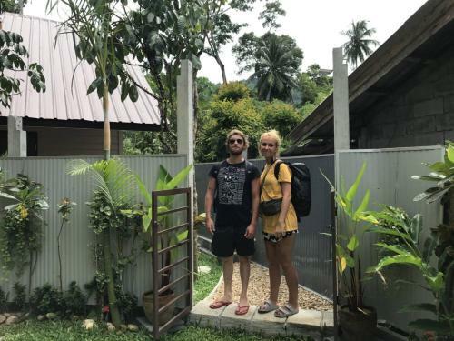 Baan Hinlad Home And Hostel