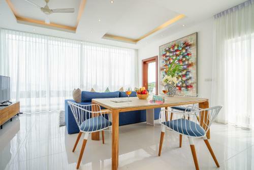 Villa Claire - Seaview Private Villa