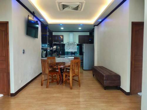 Baan Nai Daeng Villa /baannaidaengvilla