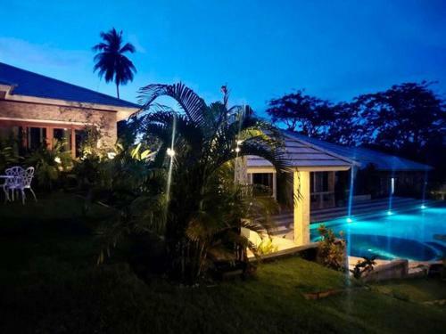 Baan Nai Daeng Villa /baannaidaengvilla