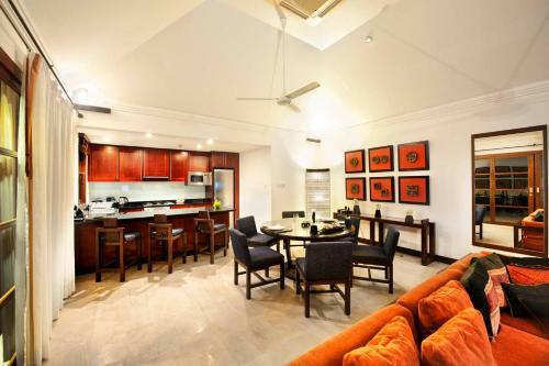 Villa Aquamarine In Luxury 5* Hotel Development
