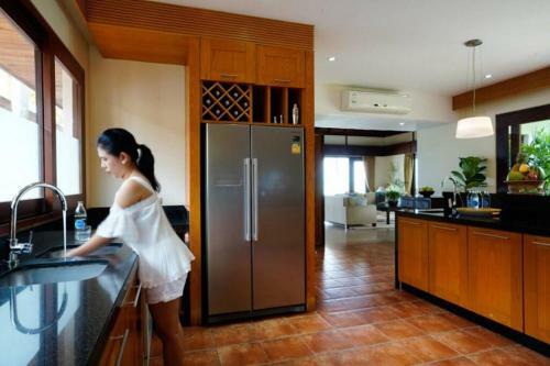 3 Bedroom Beachfront Villa Rose