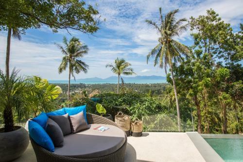 Villa Azure Waters 4bdrm Stunning View