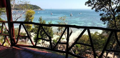 Hotel Daya Hill Seaview