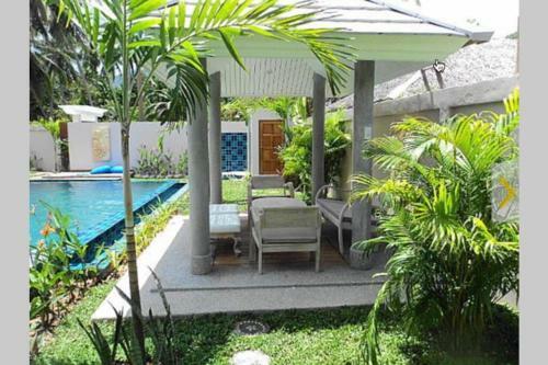 3 Bedroom Villa - Just 3 Minutes Walk To The Beach