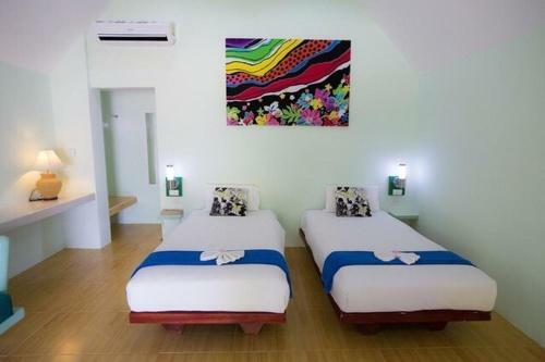 Hotel Cruiser Island Resort