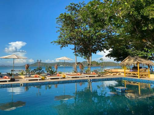 Hotel Cruiser Island Resort