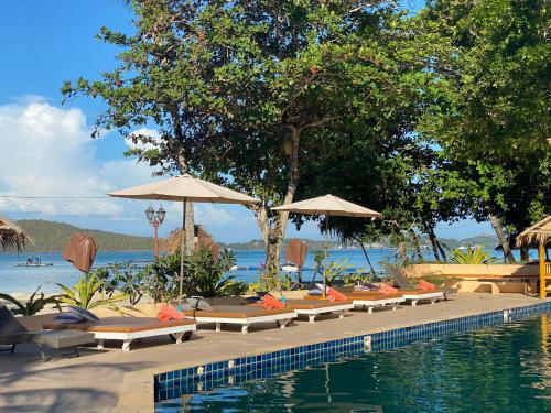 Hotel Cruiser Island Resort