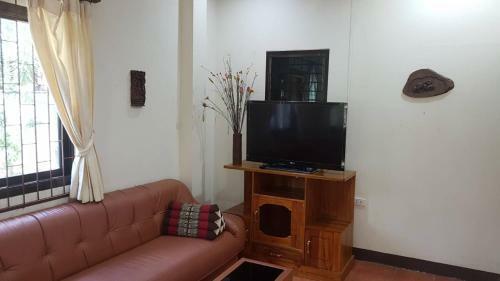 Hostal Niracha Chaweng House