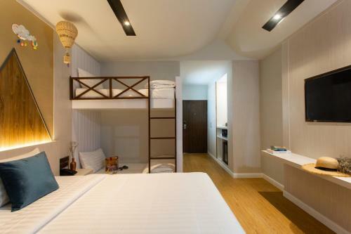 Hotel The Canale Samui Resort - Sha Extra Plus
