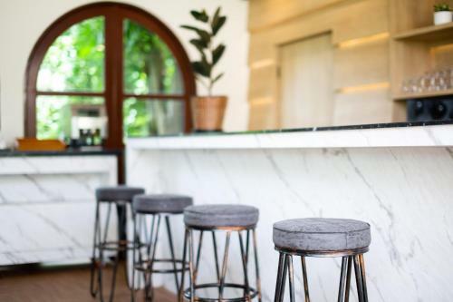 Hotel The Canale Samui Resort - Sha Extra Plus