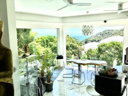 Villa Sunshine Ocean Sea View
