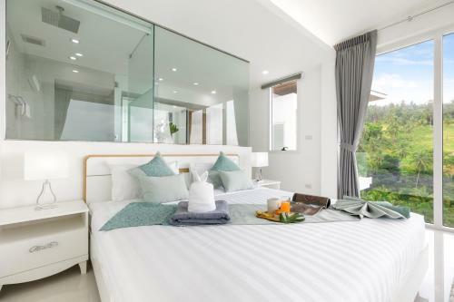 Emerald Villa 3 Br Sea Views