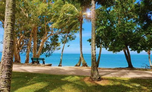 Apartamento Oceanfront Breeze With Ultimate Beach Views 5