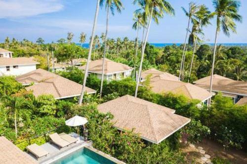 Orchid Lodge - Yellow