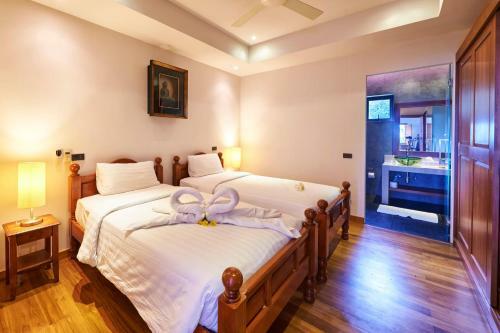 5 Bedroom Seaview Villa Lamai