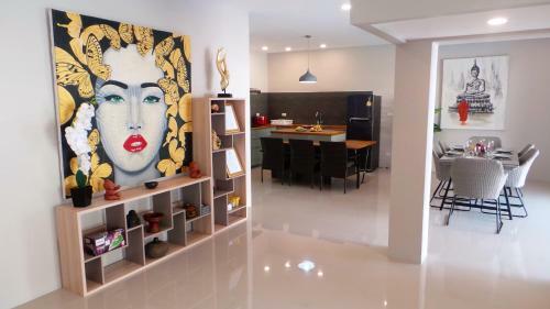 Shushi Apartment