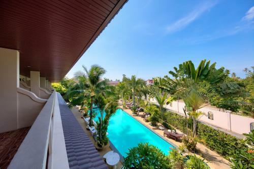 Hotel Aumpai Luxury