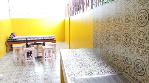 Hostal Aquaman @chalong Pier